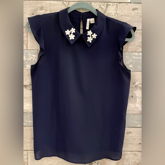 Blue Flutter Cap Sleeve Embroidered Floral Collar w/Pearl.  Sz XS. Never Worn! - Picture 6 of 7